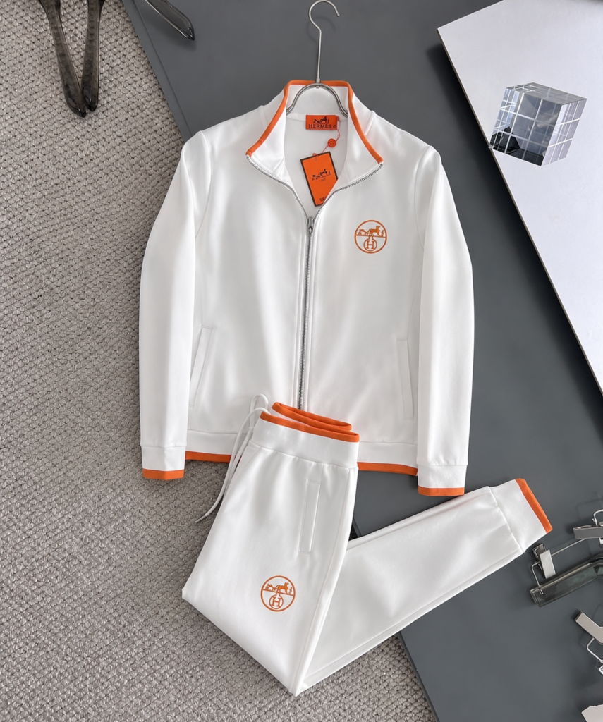 Ensemble hermes white