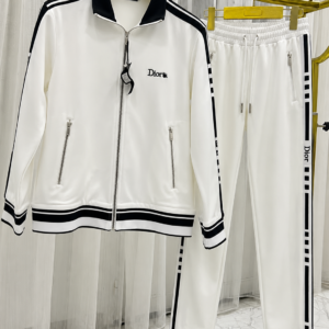 Ensemble dior white